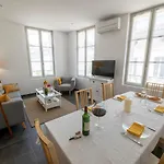 Le 25, Moderne Au Coeur De * Saint-Émilion
